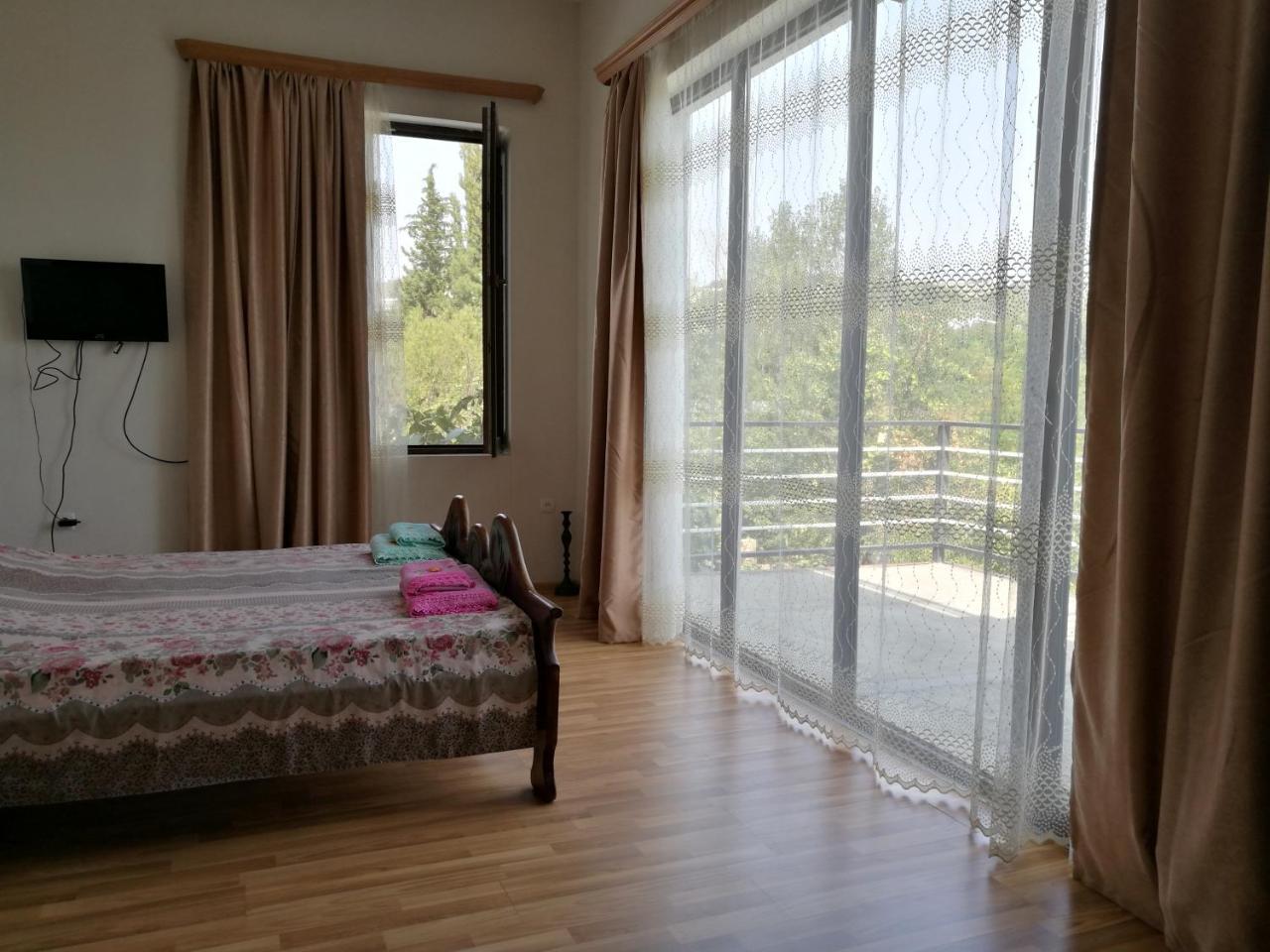 Agora Lägenhet Tbilisi Exteriör bild